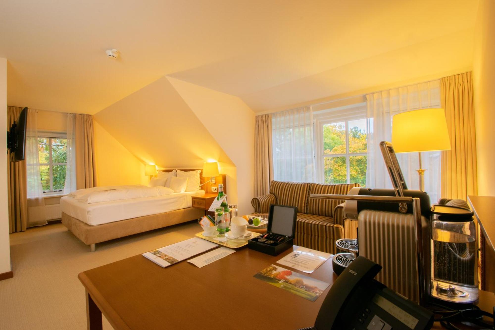 Fletcher Parkhotel De Wiemsel Ootmarsum Exterior foto